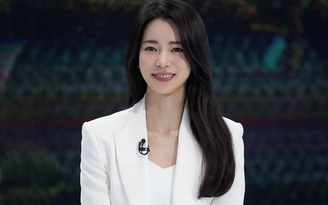 Style của 'nữ ác nhân Glory' Lim Ji Yeon ngoài đời khiến Lee Do Hyun say đắm