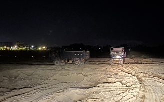 Quảng Ngãi: Trộm cát lộng hành trong khu vực mỏ vừa được đấu giá
