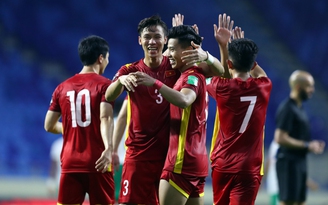 Chờ màn ra mắt của HLV Troussier với đội tuyển Việt Nam