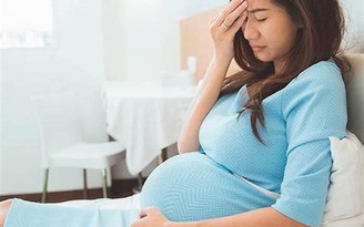 Chuyện lạ: Cô gái đang mang bầu bất ngờ... thụ thai