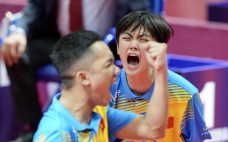 Các VĐV Hà Nội nhận mưa tiền thưởng sau SEA Games 32