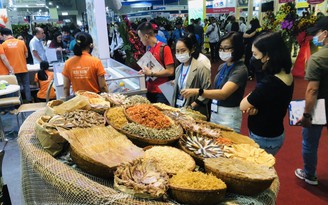 Dân Trung Quốc mê khô cá cơm, cá chỉ vàng Việt Nam