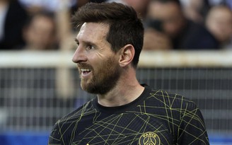 Messi bí mật gặp Busquets, Jordi Alba và Sergi Roberto tại Paris