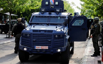 Serbia duy trì tình trạng báo động, Nga lên tiếng về vụ căng thẳng tại Kosovo