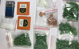 Đà Nẵng: Kiểm tra nồng độ cồn, phát hiện 500 viên thuốc lắc, 4 gói ma túy