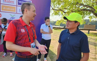 Thương VĐV marathon Việt Nam thi đấu quật cường, ông Đoàn Ngọc Hải thưởng nóng