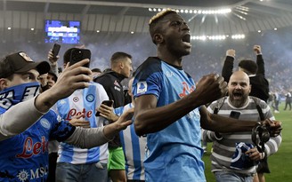 Napoli từ chối bán Osimhen cho Chelsea và M.U