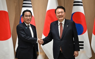 Thủ tướng Nhật thăm Hàn Quốc lần đầu trong 12 năm, hai bên đạt nhiều thỏa thuận