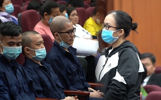 Lý do bất ngờ vợ của bị cáo Nguyễn Thái Luyện kêu oan nhưng vắng mặt