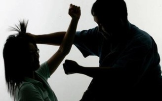 Hải Dương: Hai vợ chồng bị phạt hơn 36 triệu đồng vì dùng dao, gậy đánh nhau