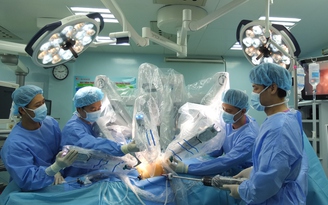 TP.HCM đột phá y tế chuyên sâu: Làm chủ công nghệ phẫu thuật robot