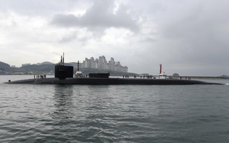 Tàu ngầm hạt nhân Mỹ đến Hàn Quốc sau khi Triều Tiên phóng tên lửa
