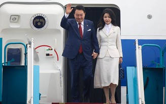 Tổng thống Hàn Quốc đến Hà Nội, bắt đầu chuyến thăm chính thức Việt Nam