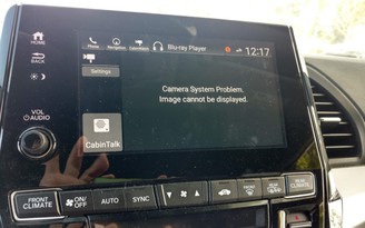 Gần 1,2 triệu xe ô tô Honda bị lỗi camera lùi, màn hình nhấp nháy