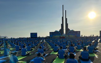 Phú Yên: Hơn 1.000 người tham gia đồng diễn Yoga