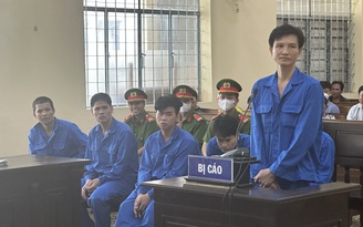 Cà Mau: 2 án tử hình trong vụ giết người quăng xác xuống biển và cướp của