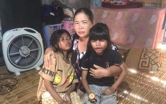 Ba mẹ bị sét đánh, hai cháu bé mồ côi