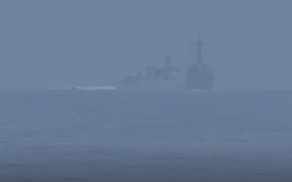 Tàu chiến Trung Quốc suýt đụng chiến hạm Mỹ ở eo biển Đài Loan?