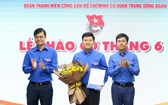 Anh Bùi Quang Huy: 'Đào tạo, rèn luyện cán bộ thông qua công việc'