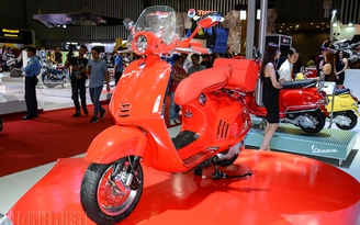 Xe ga Vespa 946 RED giá ngang ngửa Hyundai Grand i10 tại VN