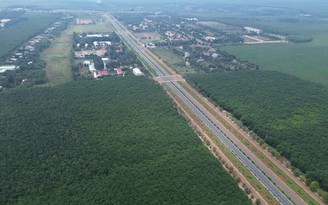 Đồng Nai đưa gần 1.600 ha đất vùng phụ cận dự án giao thông vào đấu giá