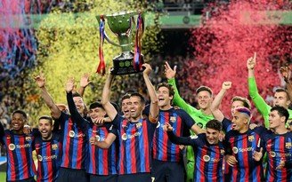 Barcelona nín thở với suất dự Champions League