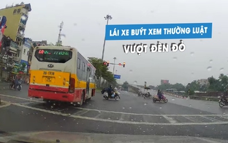 'Hung thần' xe buýt lại hiên ngang vượt đèn đỏ: Dân mạng phẫn nộ