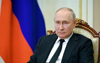 Tổng thống Putin nói Ukraine phản công kiểu 'tự sát', cảnh báo Ba Lan