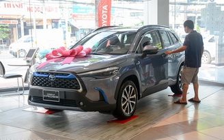 SUV đô thị: Người Việt vẫn 'cuồng' Toyota Corolla Cross, dấu ấn xe điện VinFast