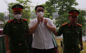 Nghị án kéo dài vụ ông Trần Hùng bị cáo buộc nhận hối lộ 300 triệu đồng