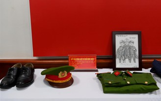 Bảo tàng Công an nhân dân tiếp nhận kỷ vật của 3 liệt sĩ PCCC Hà Nội