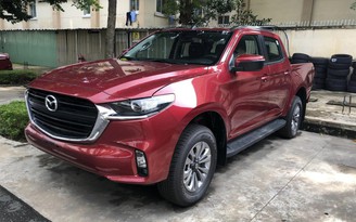 Vì sao Mazda BT-50 bản số sàn kén người mua?