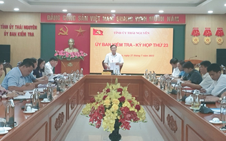 Cảnh cáo Giám đốc Sở Ngoại vụ Thái Nguyên Nguyễn Đình Việt