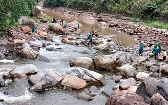 Mưa lũ ở Lào Cai làm 1 người chết, nhiều khu vực bị cắt nước