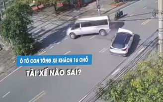 Xe khách 16 chỗ bị ô tô con tông lật tại ngã tư: Tài xế nào sai?