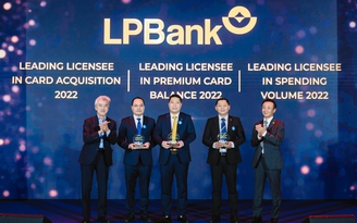 LPBank nhận 3 giải thưởng lớn từ tổ chức Thẻ hàng đầu quốc tế JCB