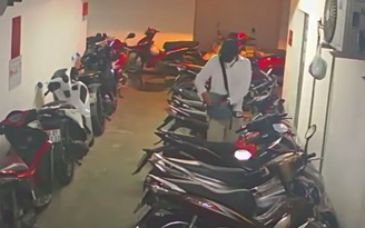Đột nhập hầm chung cư trộm xe máy