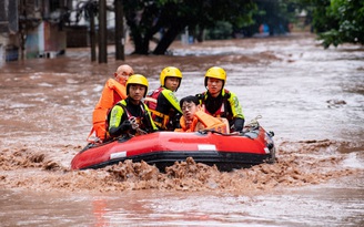 Mưa lớn gây thiệt hại nặng ở Trùng Khánh, Chủ tịch Tập Cận Bình ra chỉ đạo