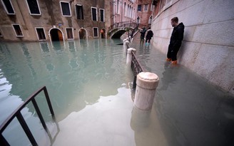 UNESCO đề nghị đưa Venice vào danh sách di sản đang nguy cấp