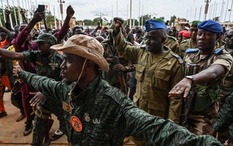 Chính quyền quân sự Niger cáo buộc Pháp xâm phạm không phận, phóng thích 'khủng bố'