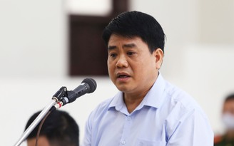 Ông Nguyễn Đức Chung chuẩn bị hầu tòa trong vụ án thứ 4