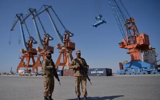 Đoàn xe chở công nhân Trung Quốc ở Pakistan bị trúng bom
