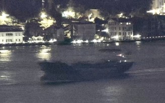Nga nổ súng cảnh cáo tàu chở hàng ở biển Đen