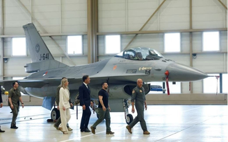 Ukraine gian nan tiếp nhận chiến đấu cơ F-16