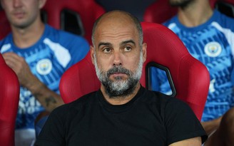 Man City nhận tin sốc khi HLV Guardiola nhập viện phẫu thuật khẩn cấp