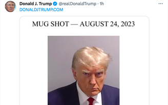 Ông Trump tái xuất trên X, tên mới của Twitter