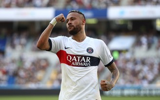 Neymar lập cú đúp cho PSG trong ngày trở lại thi đấu