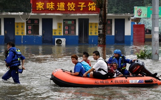 Vì sao Bắc Kinh hứng lượng mưa lớn kỷ lục 140 năm?