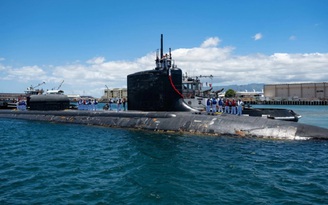 Tàu ngầm hạt nhân Mỹ đến Úc