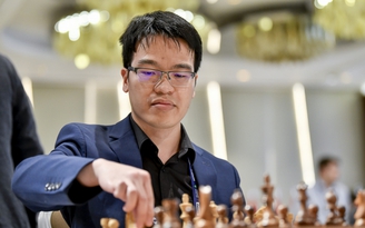 Lê Quang Liêm hòa cựu vô địch thế giới ở vòng 3 World Cup cờ vua